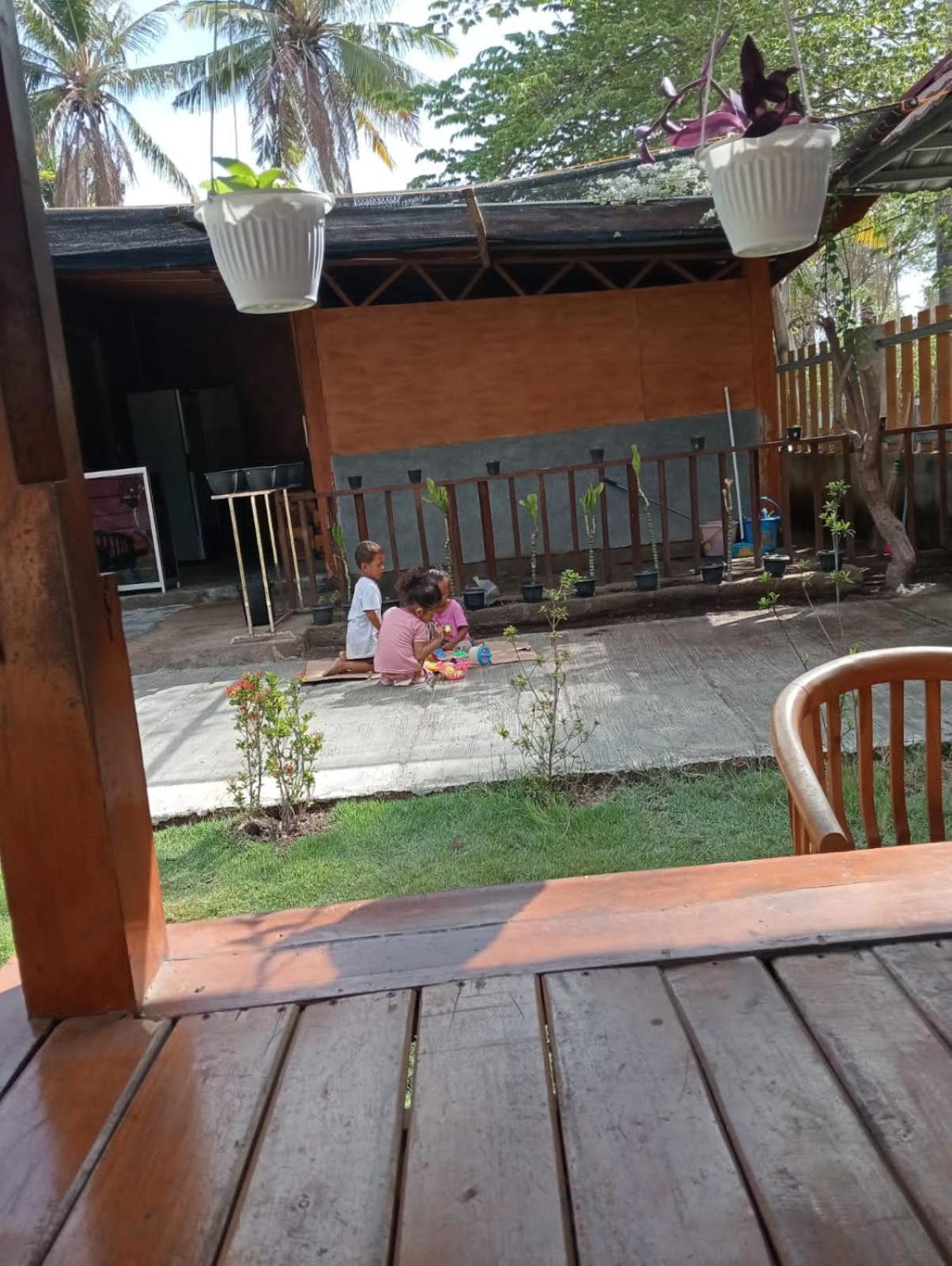 Blue Moon Meno Hotel Gili Meno Exterior foto